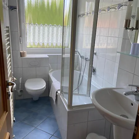 Stadtzentrumnahe An Der Gruenen Aue 아파트 풀다